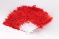 Веер с перьями 23см красный, пластик Y10616-24