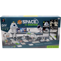 Парковка "Космическая станция 52х29см, пластик, 2 фигурки (свет) LT270667