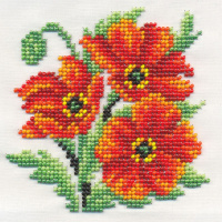 Набор для вышивания "Алые маки" 13х13см (ткань со схемой, нитки, бисер, игла) 8-120