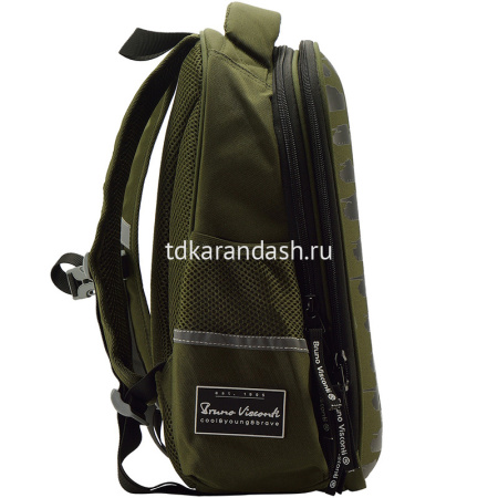 Рюкзак "Танчики" 30х38х20см, 1000гр, 2 отделения, 2 кармана, темно-зеленый 12-001-044/11 от магазина "Карандаш"