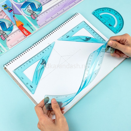 Набор 4 предмета гибкий сиреневый (линейка 30см, 2 треугольника 9/13см, транспортир 10см) пластик от магазина "Карандаш"