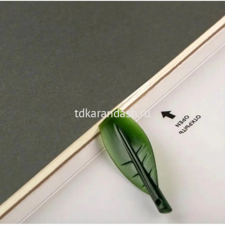 Разделитель для листов "Листок" 11,5см для альбомов-склеек, зеленый, пластик 78168 от магазина "Карандаш"