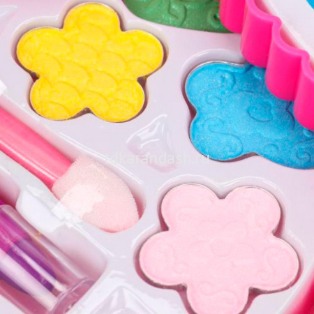 Косметика для девочек "Сердце" (тени для век, помада для губ, 3 аппликатора) 122894-CK-ML от магазина "Карандаш"