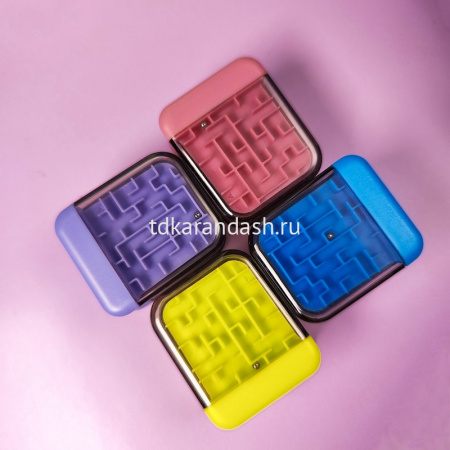 Точилка 2 отв. "Easysharp. Лабиринт" 37х28х43мм с контейнером, пластик, 4 вида 35-0045 от магазина "Карандаш"