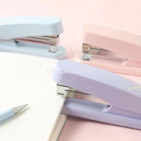 Степлер №24/6,26/6 25л "Macaron" пластик, пастельный фиолетовый E0402F от магазина "Карандаш"