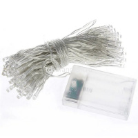 Эл/гирлянда 50 разноцветных диодов длина 5м, шнур белый, 2 режима (на батарейках) Y10685-24 от магазина "Карандаш"