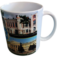 Кружка 350мл "Виды Томска №5. Томск-город студентов. Достопримечательности города" белая, керамика от магазина "Карандаш"