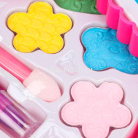 Косметика для девочек "Сердце" (тени для век, помада для губ, 3 аппликатора) 122894-CK-ML от магазина "Карандаш"