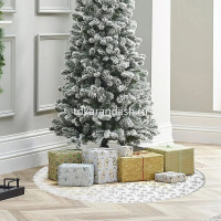 Коврик под ель 90см белый со снежинками Y10232-24 от магазина "Карандаш"