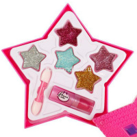 Косметика для девочек "Звезда" (тени для век, помада, аппликатор) 70566G3-UNI-ML от магазина "Карандаш"