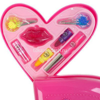 Косметика для девочек "Сердце" (тени для век, помада, блеск для губ, заколки, аппликатор) от магазина "Карандаш"