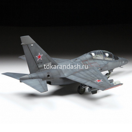 Модель "Легкий бомбардировщик Як-130" 30см 339 деталей 4818 от магазина "Карандаш"