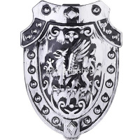 Набор оружия "Доспехи храброго воина" 3 предмета 63x25см пластик (щит, 2 меча) 912-2D от магазина "Карандаш"