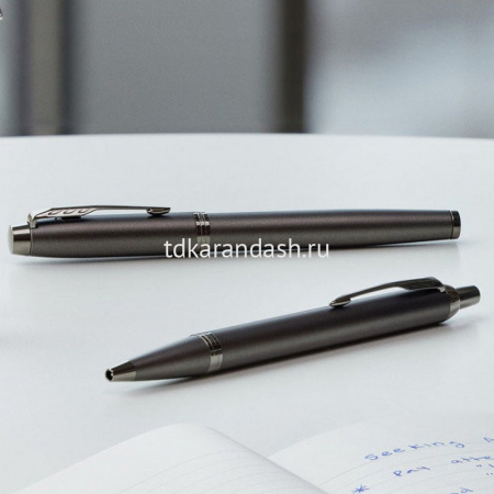 Ручка РШ "Parker IM Monochrome K328 Bronze PVD" M синяя в подарочной коробке CW2172961 от магазина "Карандаш"